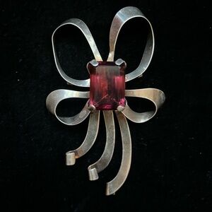 Large Silver Tone Ribbon Bow With Purple Center Vintage Pin Brooch Jewelry